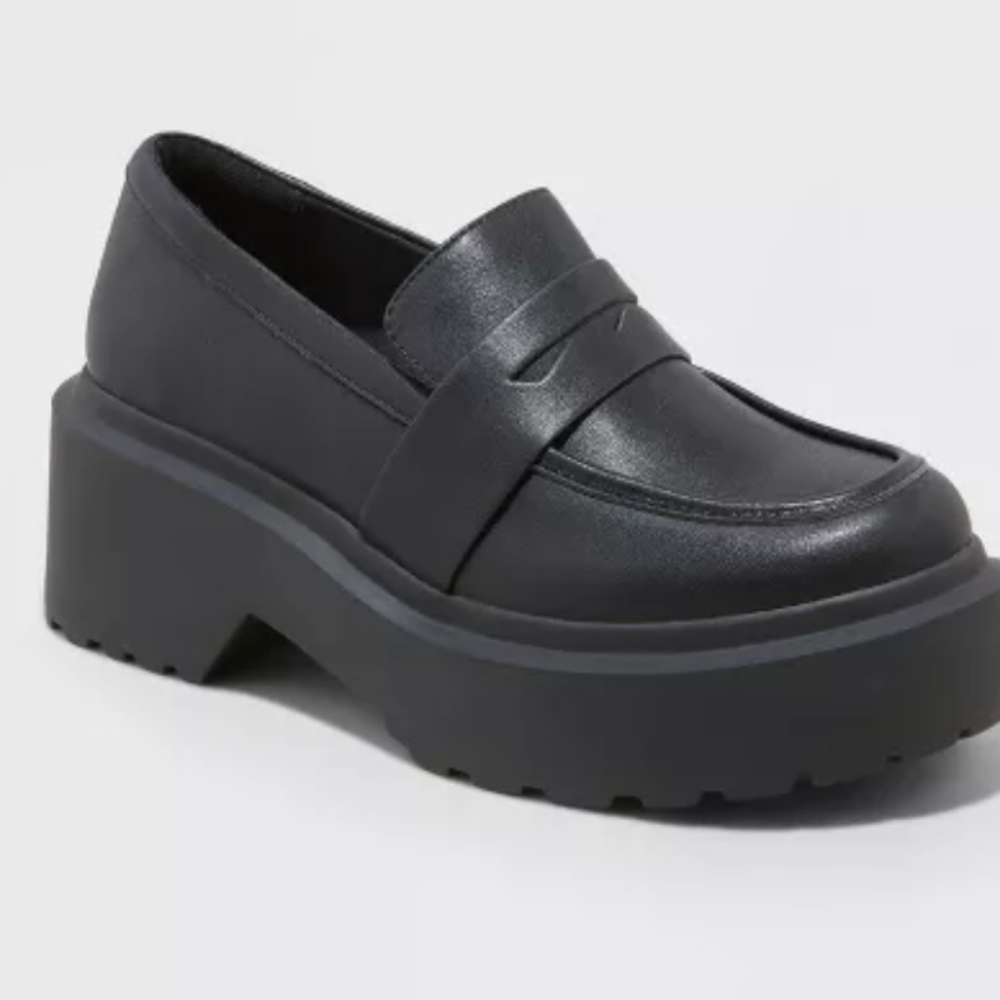 NWT Women's "Wild Fable" Lacey Loafer Flats -Black